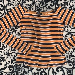 Black and yellow long sleeve crop top